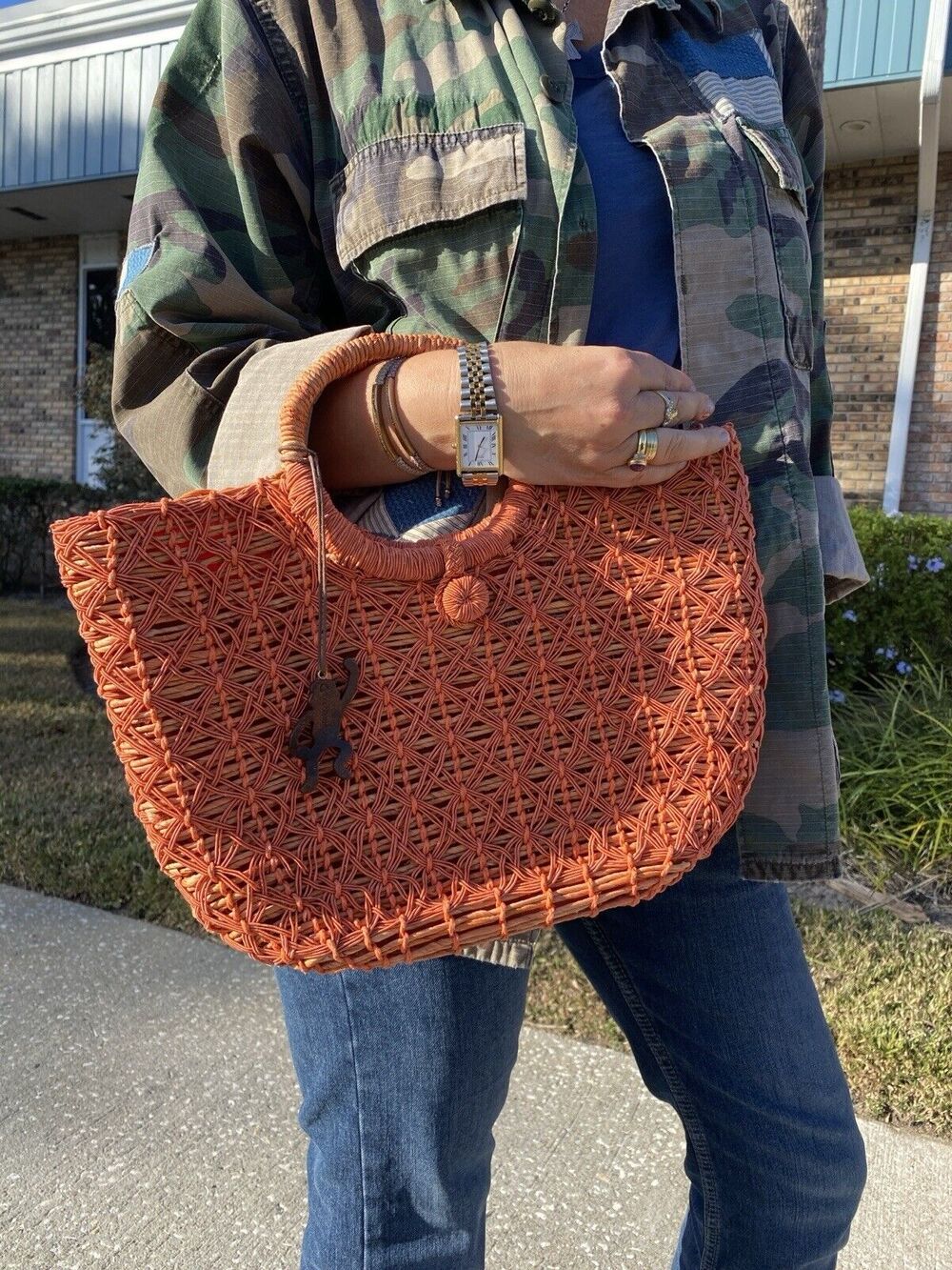 LIZ CLAIBORNE Orange straw tote bag